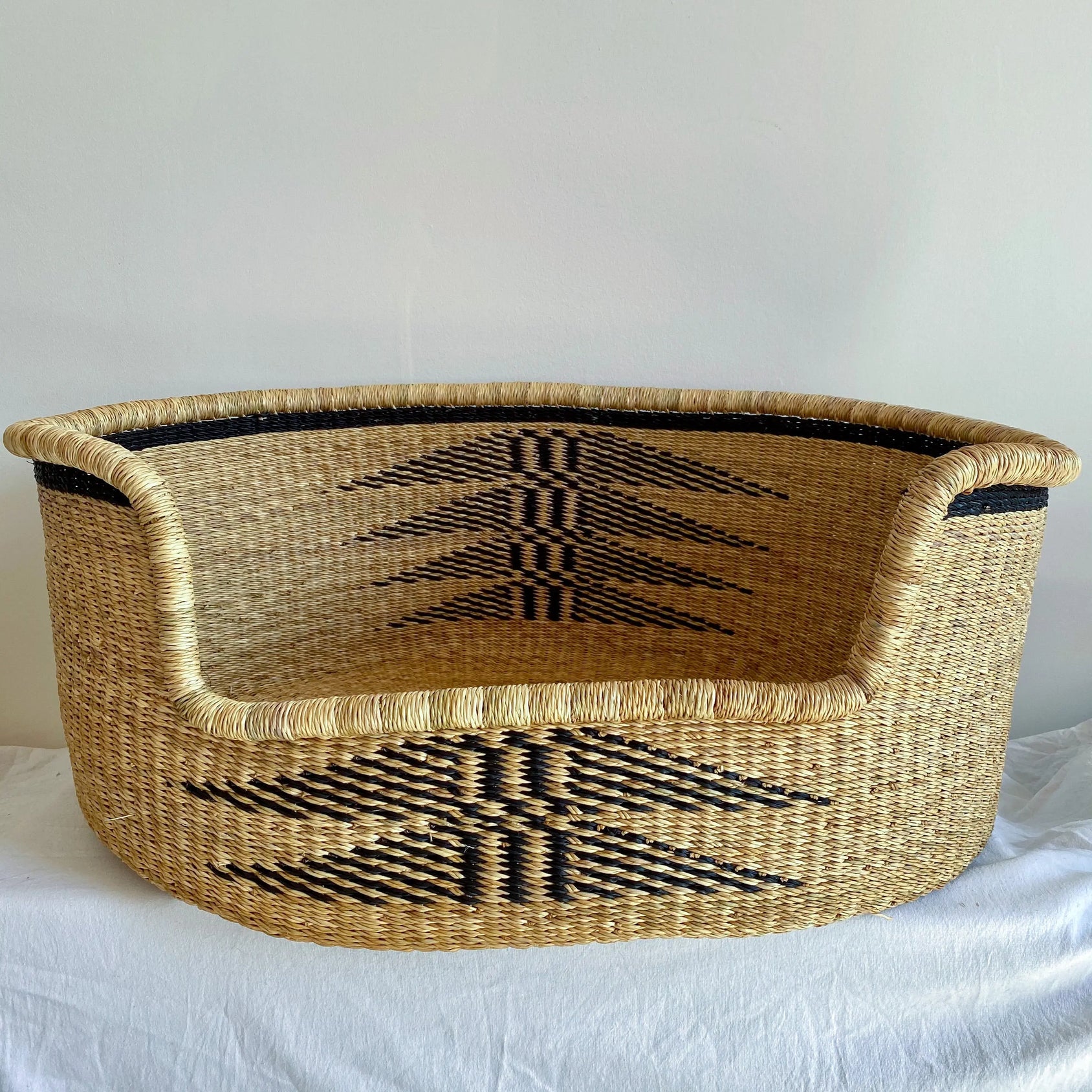 Dog Bed L no. 6 Mambo Baskets