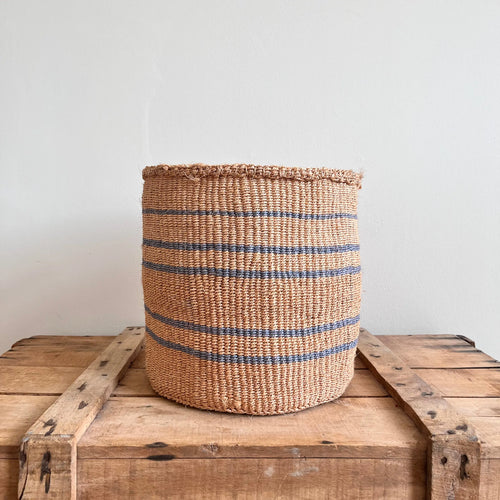 Traditional Taita basket L No. 3 Mambo Baskets