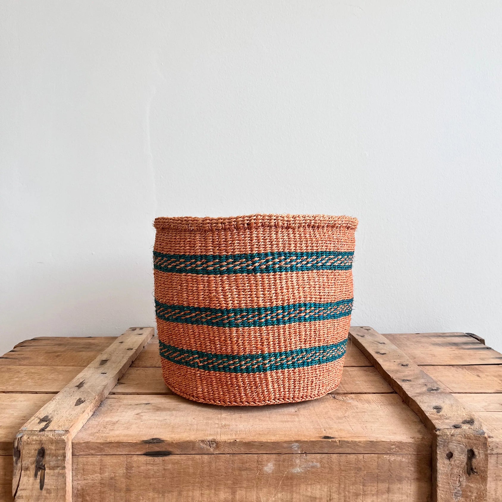 Traditional Taita basket M No. 6 Mambo Baskets