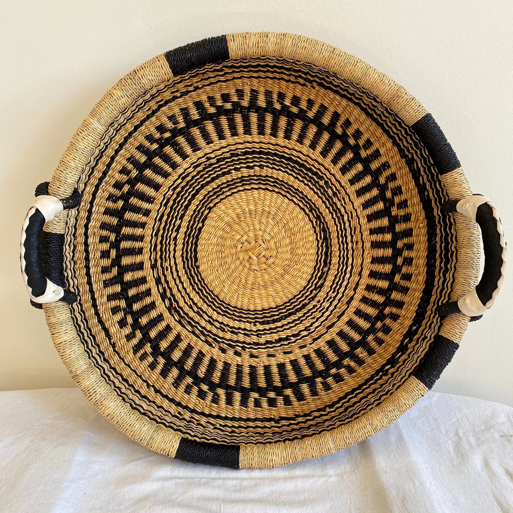 Wall hanging - Tray No. 2 Mambo Baskets